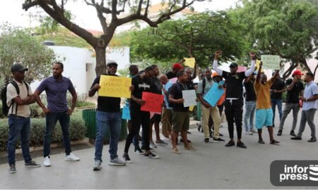 Olimpíadas de Xadrez Feminino: Cabo Verde vence Serra Leoa e enfrenta  Hong-Kong hoje – A Nação – Jornal Independente